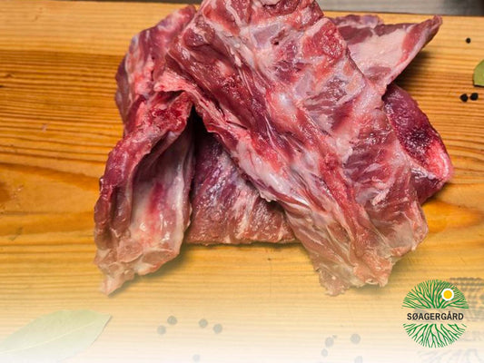 Pork frying bones from forest-raised pigs